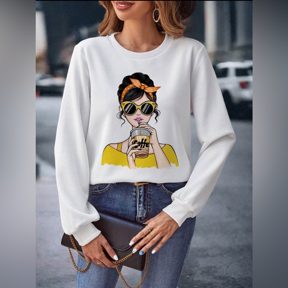 Emery Rose Lune Figure Graphic Sweatshirt Color White Size Medium